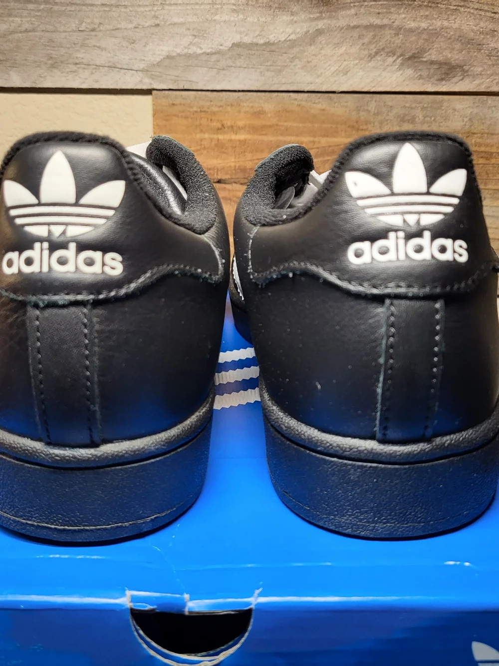 *NEW* Adidas Superstar 2 Black/White 